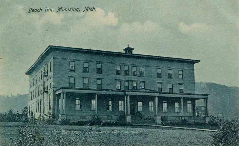 Beach Inn - Old Photo (newer photo)